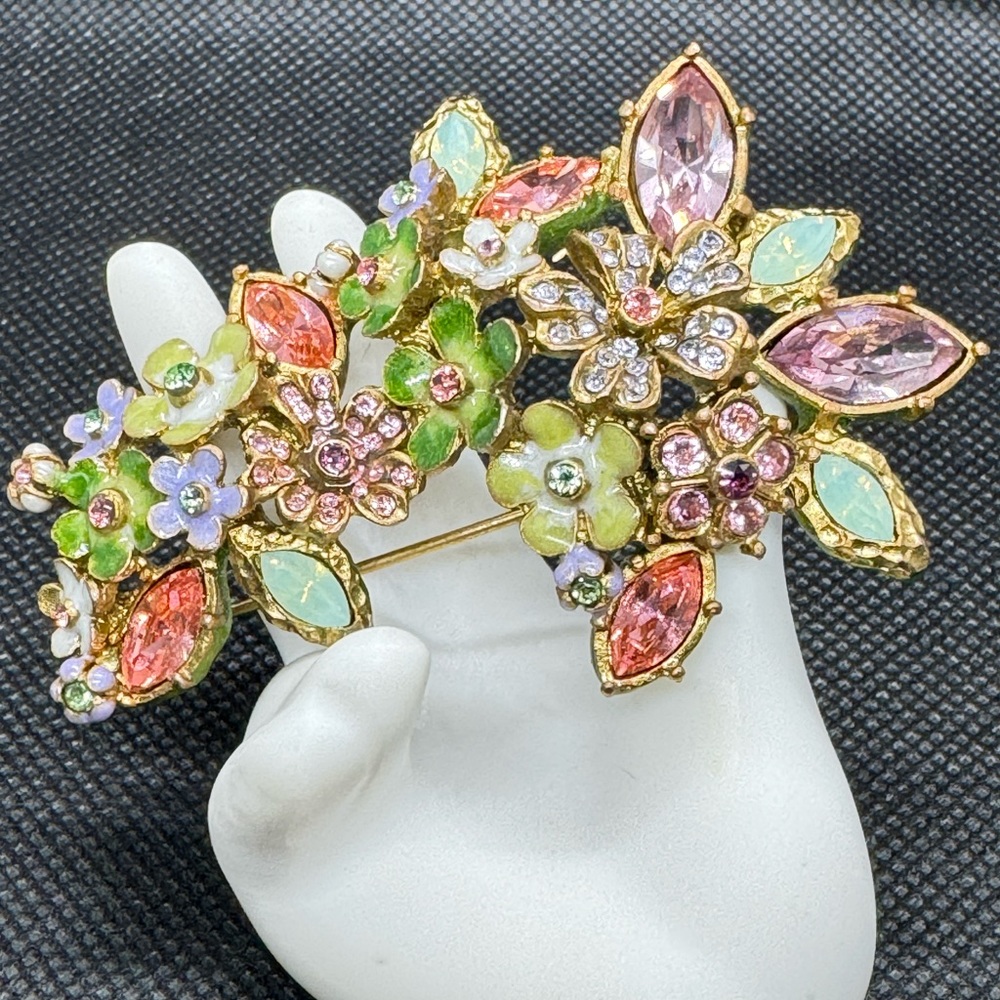 Jay Strongwater brooch